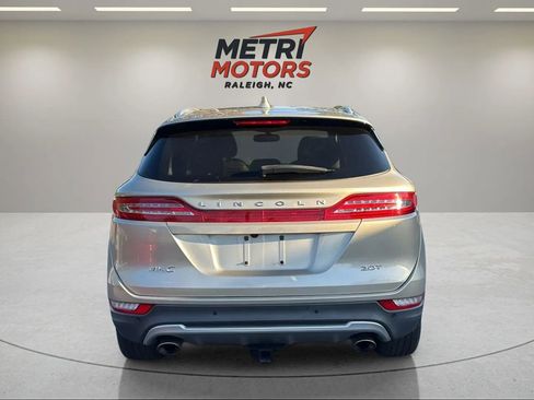 Used 2017 Lincoln MKC Reserve image 7