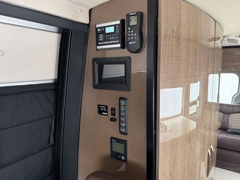 Used 2018 Mercedes-Benz Sprinter 3500 image 23