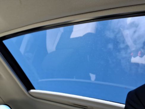 Used 2012 Lexus CT 200h Premium image 30