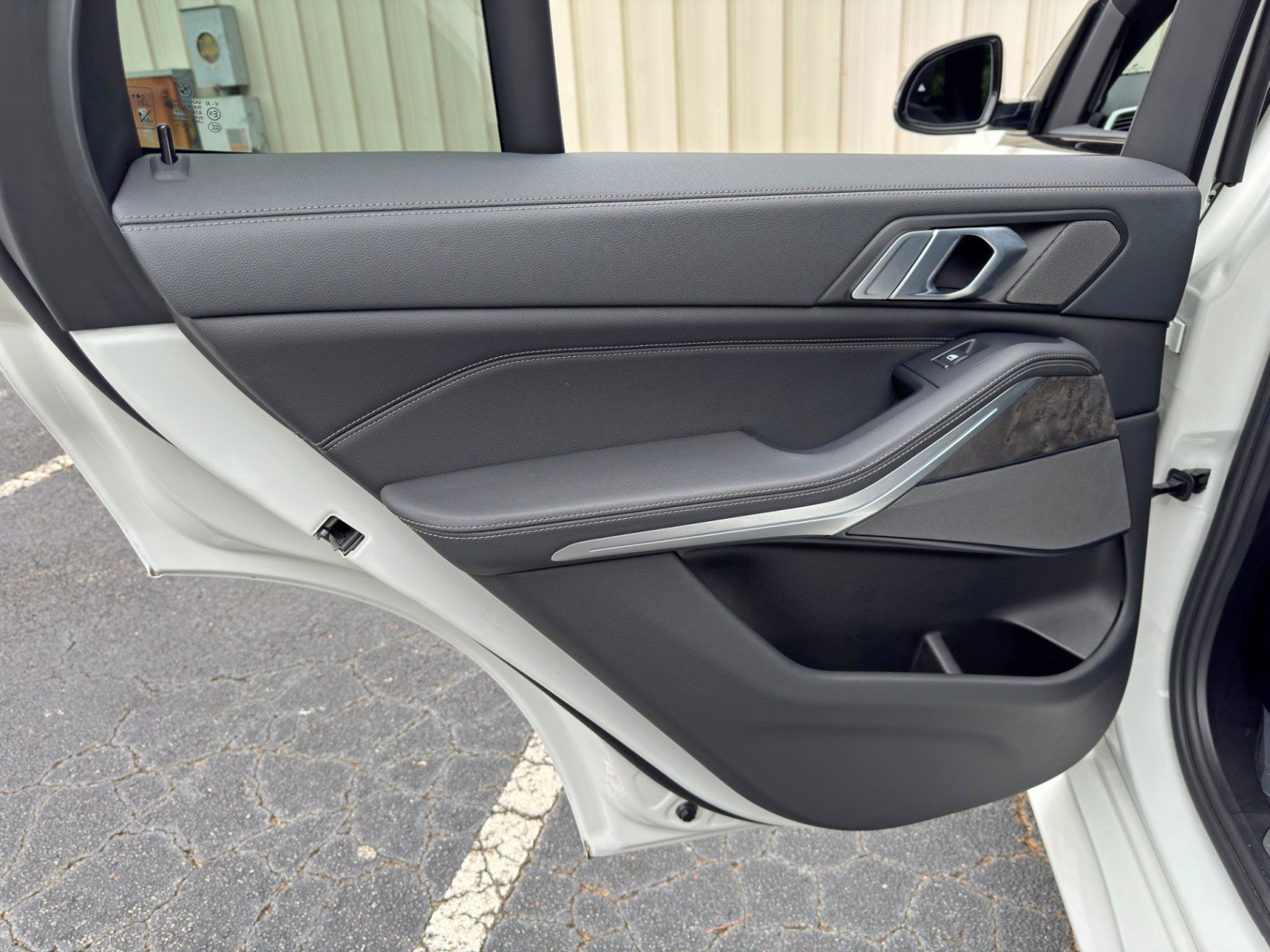 Used 2020 BMW X5 M50i AWD/4WD image 52
