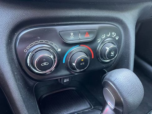 Used 2016 Dodge Dart SXT Sport w/ Chrome Package image 33