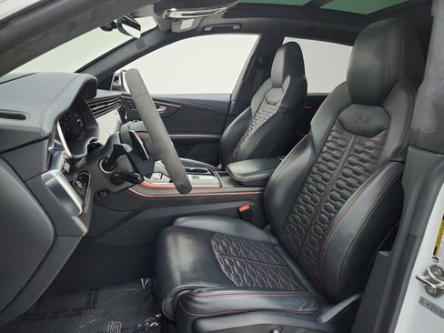 Used 2022 Audi RS Q8 w/ Luxury Package image 30