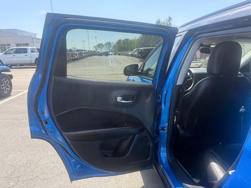 Used 2021 Jeep Compass Trailhawk AWD/4WD image 27