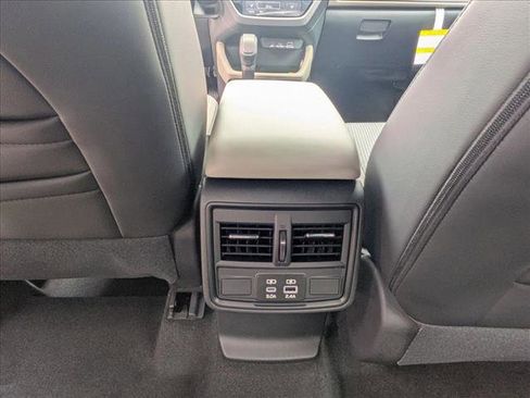 New 2026 Subaru Forester Premium AWD/4WD image 13