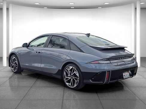Used 2024 Hyundai Ioniq 6 SEL RWD image 4
