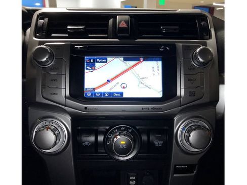 Used 2018 Toyota 4Runner SR5 Premium image 29