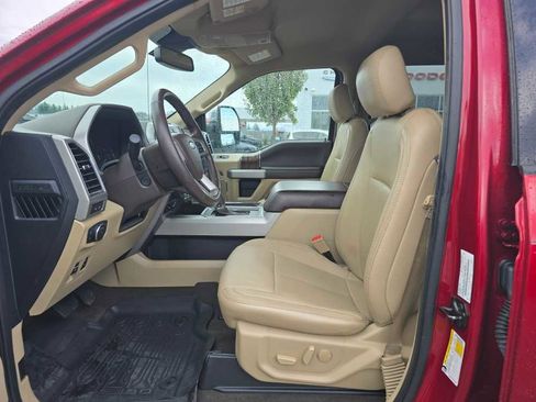 Used 2019 Ford F150 Lariat w/ Equipment Group 502A Luxury image 9