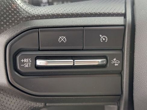 Used 2024 Chevrolet Colorado Trail Boss w/ Technology Package AWD/4WD image 15