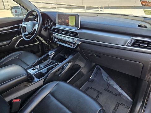 Used 2022 Kia Telluride LX image 31