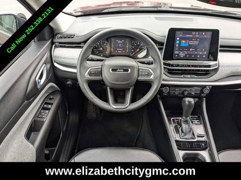 Used 2022 Jeep Compass Latitude image 17