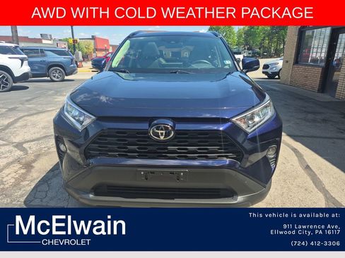 Used 2019 Toyota RAV4 XLE Premium w/ Cold Weather Package AWD/4WD image 10