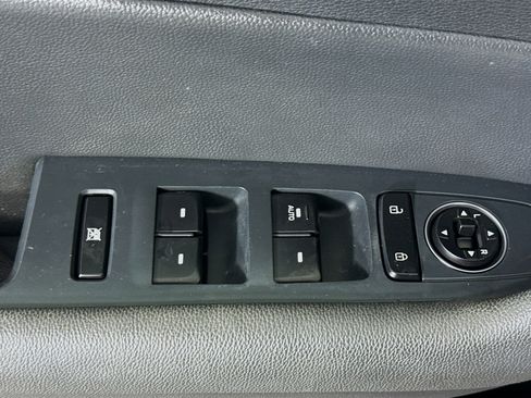 Used 2017 Hyundai Sonata Sport w/ Value Edition Package 02 image 24