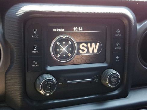 Used 2021 Jeep Wrangler Unlimited Sport AWD/4WD image 18