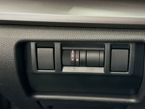 Used 2024 Subaru Impreza 2.0i image 17