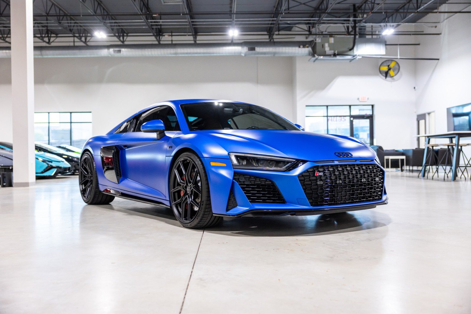 Used 2023 Audi R8 V10 performance RWD image 3