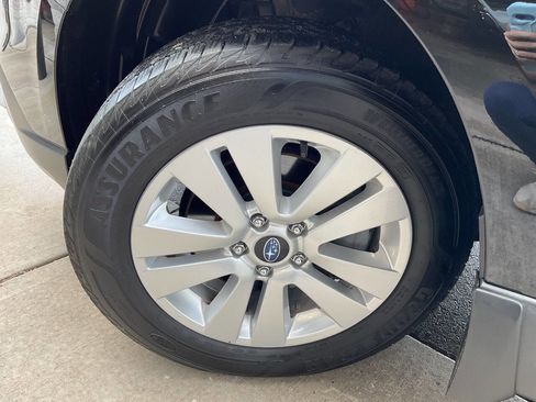 Used 2016 Subaru Outback 2.5i Premium AWD/4WD image 43