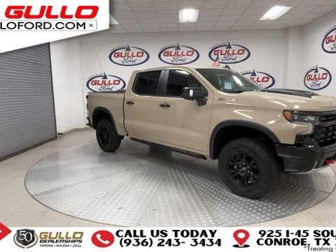 Used 2023 Chevrolet Silverado 1500 ZR2 w/ Technology Package AWD/4WD image 8