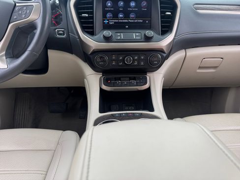 Used 2021 GMC Acadia Denali w/ Denali Ultimate Package AWD/4WD image 20