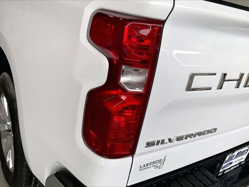 Used 2021 Chevrolet Silverado 1500 LT AWD/4WD image 13