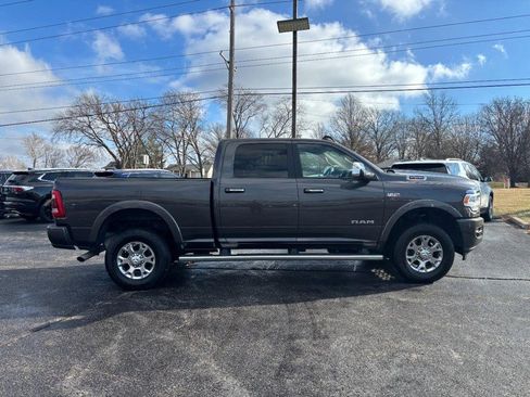 Used 2021 RAM 2500 Laramie w/ Body Color Bumper Group image 6