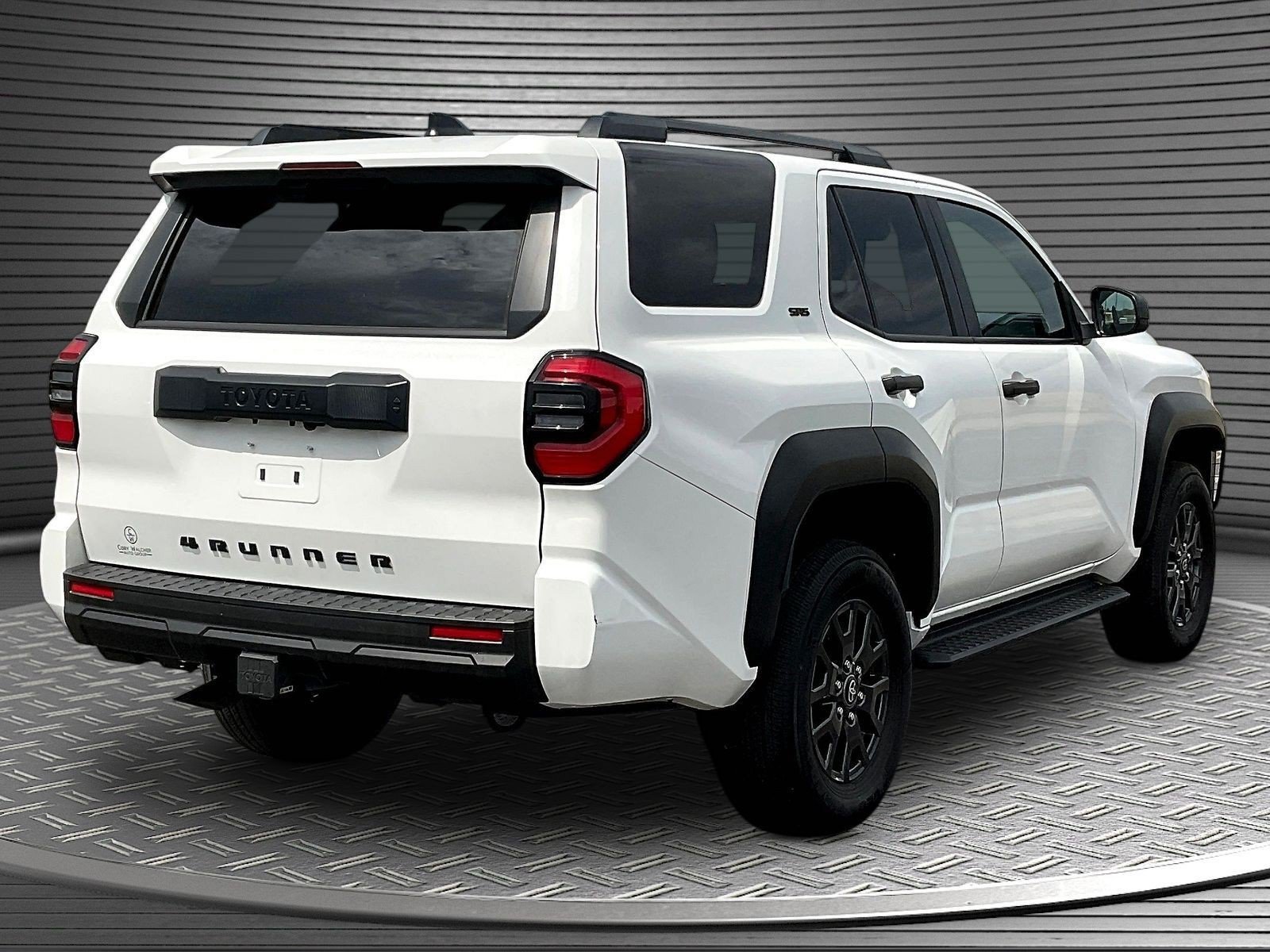 Used 2025 Toyota 4Runner SR5 AWD/4WD image 7