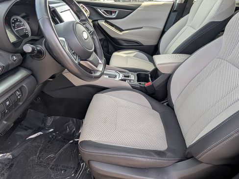 Used 2021 Subaru Forester Premium image 13