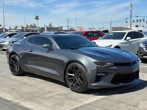 Used 2016 Chevrolet Camaro SS RWD image 12