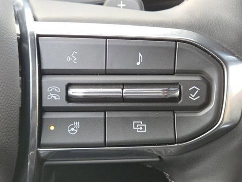 Used 2025 GMC Yukon Denali image 14