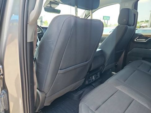 Used 2023 GMC Sierra 1500 SLE AWD/4WD image 10