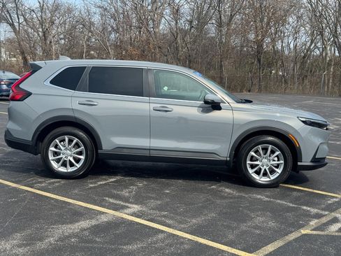 Certified 2026 Honda CR-V EX image 2