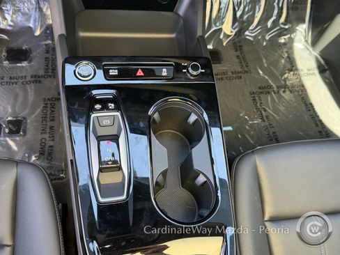 Used 2025 Audi A6 e-tron Premium w/ Ultra Package RWD image 29