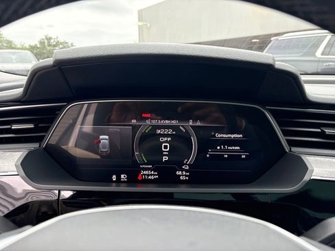 Used 2024 Audi Q8 e-tron Prestige w/ Prestige Package AWD/4WD image 22