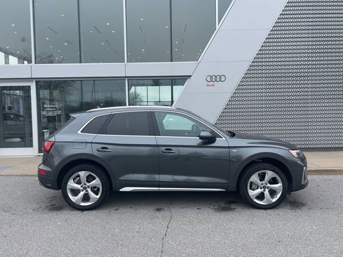 Used 2023 Audi Q5 2.0T Premium Plus w/ Premium Plus Package image 14