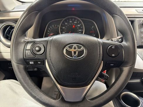 Used 2013 Toyota RAV4 LE AWD/4WD image 26