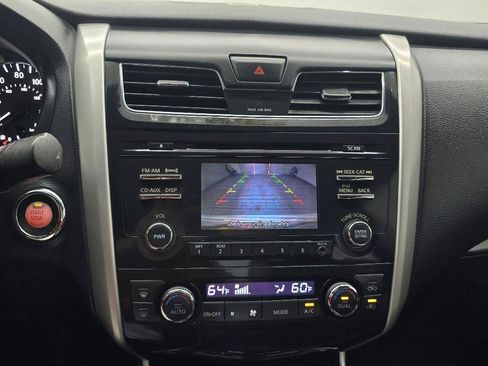 Used 2013 Nissan Altima 3.5 SL FWD image 27