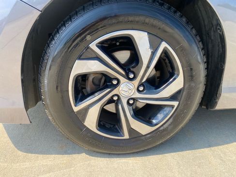 Used 2016 Honda Accord LX image 31