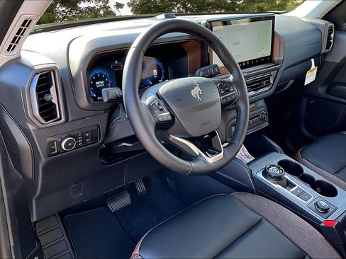 New 2025 Ford Bronco Sport Outer Banks w/ Outer Banks Tech Package+ image 6