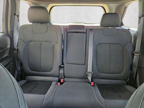 New 2025 Jeep Grand Cherokee Laredo w/ Luxury Tech Group I image 15