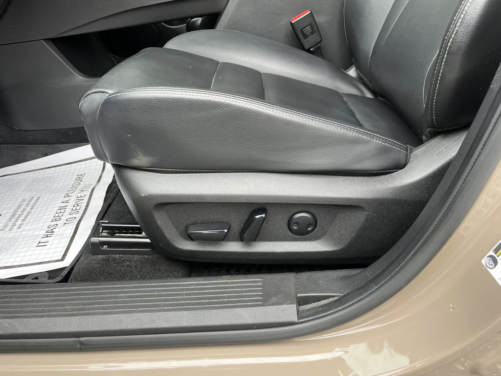 Certified 2024 Nissan Rogue SL w/ SL Premium Package AWD/4WD image 20