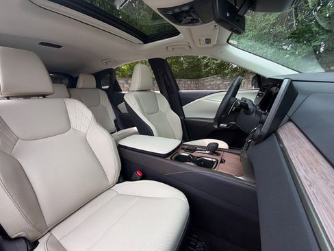 Certified 2024 Lexus RX 350 Premium w/ Convenience Package AWD/4WD image 22