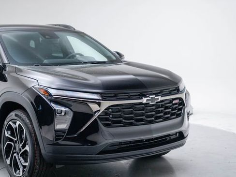 New 2026 Chevrolet Trax RS w/ Driver Confidence Package image 11