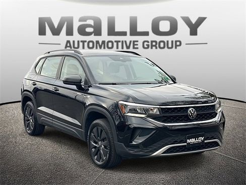 Used 2024 Volkswagen Taos S image 1