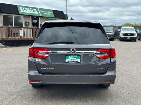 Used 2018 Honda Odyssey Elite image 7