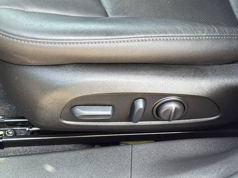 Used 2023 Chevrolet Malibu LT FWD image 18