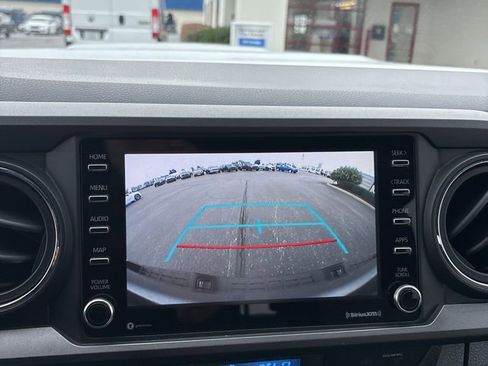 Used 2022 Toyota Tacoma TRD Sport image 35