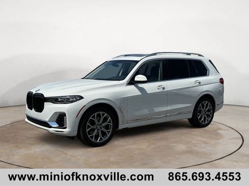 Used 2022 BMW X7 xDrive40i w/ Premium Package AWD/4WD image 7