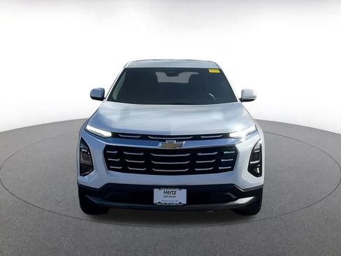 Used 2025 Chevrolet Equinox LT image 4