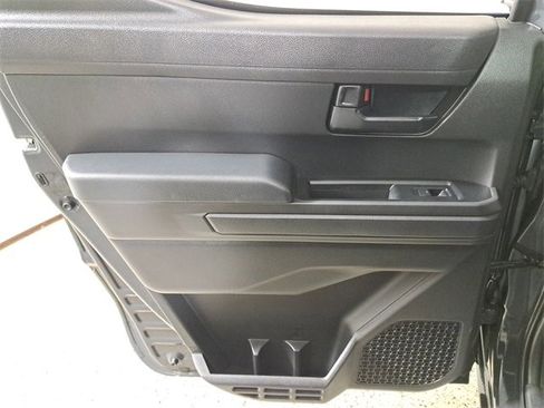 Used 2025 Toyota Tacoma SR image 14