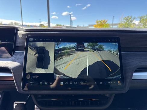 Used 2022 Rivian R1T Adventure AWD/4WD image 20