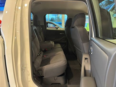 New 2026 Nissan Frontier SV w/ All-Weather Content Package AWD/4WD image 27